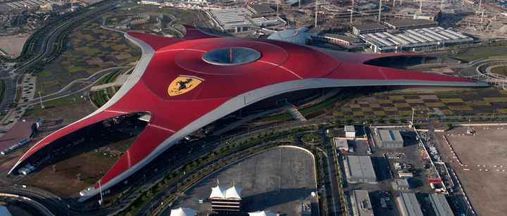 Visita al Ferrari World
