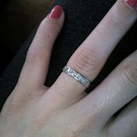 Pongamos todas nuestro anillo de compromiso - 1
