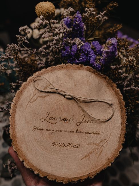 Porta alianzas de madera para bodas de estilo vintage 💍 6