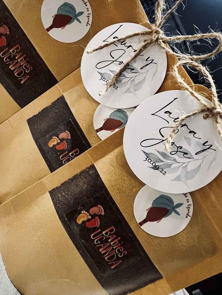 Nuestros regalos solidarios - 5