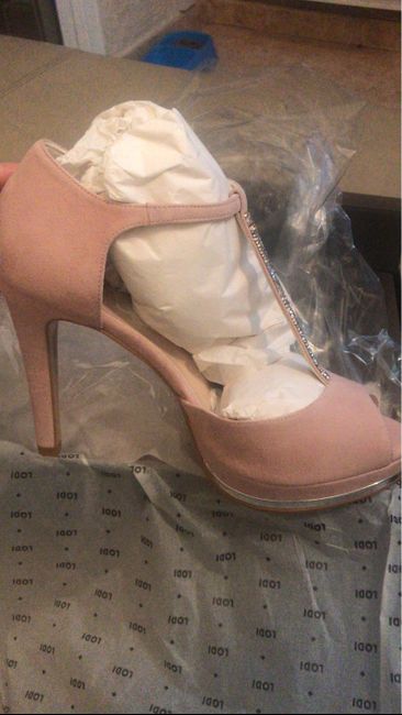 Donde compráis los zapatos? - 1
