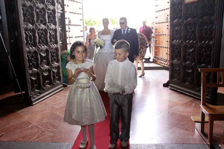 Entrada a la Iglesia