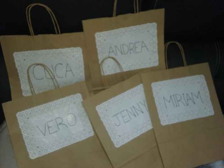 BOLSAS PARA EL REGALO DE LAS DAMAS