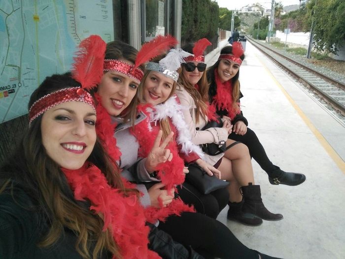 ESPERANDO EL TRAM