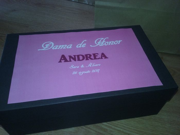 CAJA DE ZAPATOS DE DAMAS DE HONOR