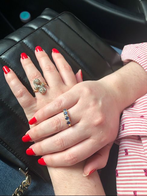 Chicas! Me enseñáis vuestros anillos? - 1
