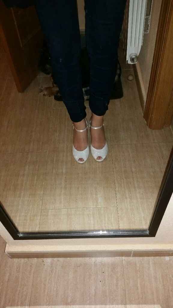 Mis zapatos,  me estaban esperando - 1