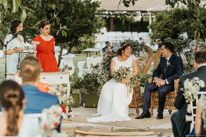 Encuesta 👉 ¿Oficiante o familiar para tu boda civil? 1