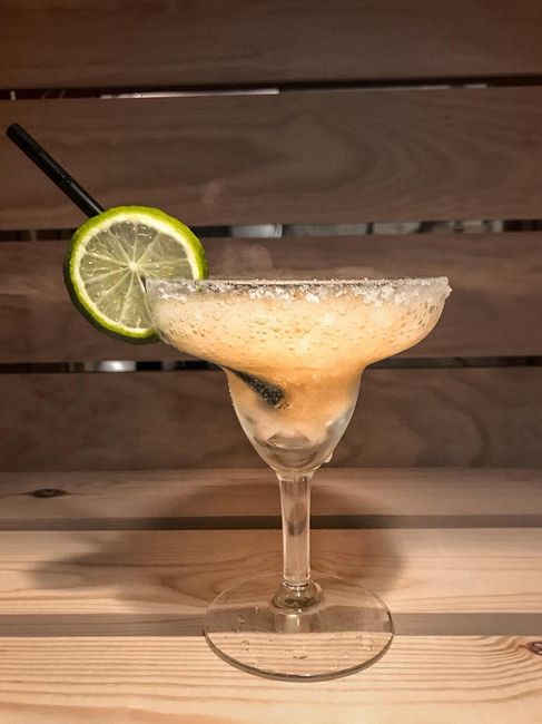 4 cocktails que não podem faltar no teu casamento🍹 3