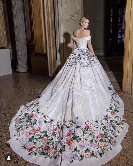 Kitty Spencer, sobrina de Diana de Gales, ¡se ha casado con 5 vestidos diferentes! 😍 5