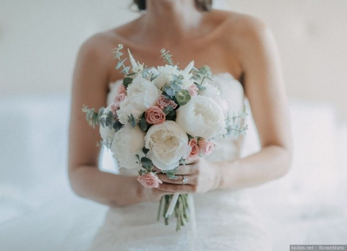 ¡3 románticos ramos de novia con peonías! 💐 2