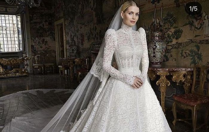 Vestidos de novia con cuello alto: ¿Qué opinas? 3