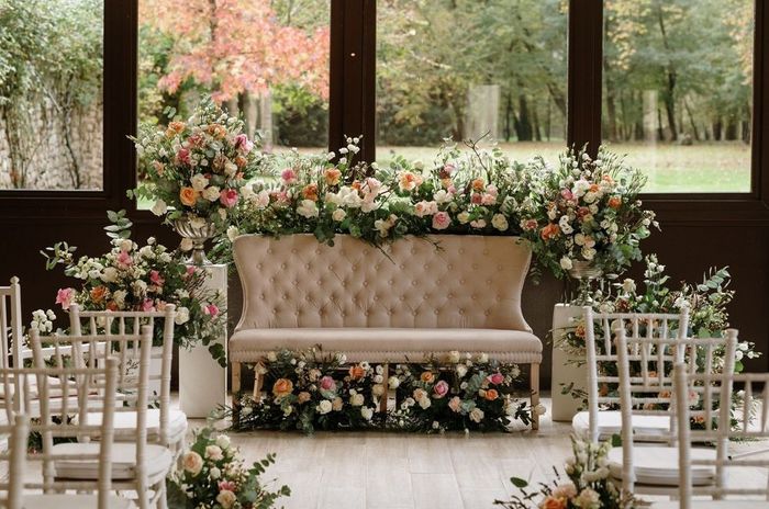 ¿Decorarías tu ceremonia con todas estas flores? 🌹🌺🌸💐 1