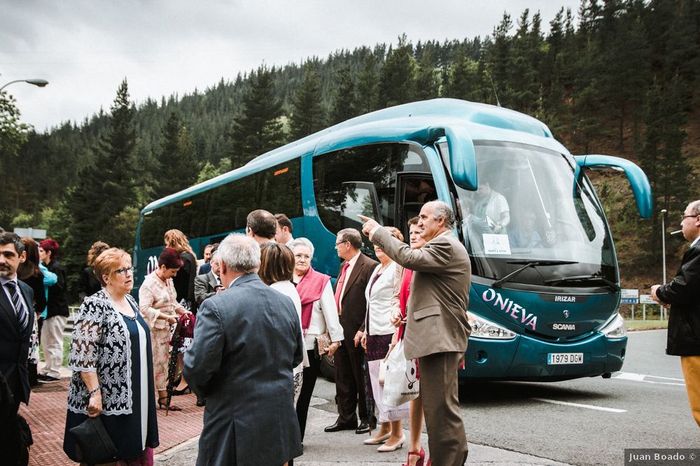 🚌 Los invitados: ¿En autocar o por su cuenta? 2