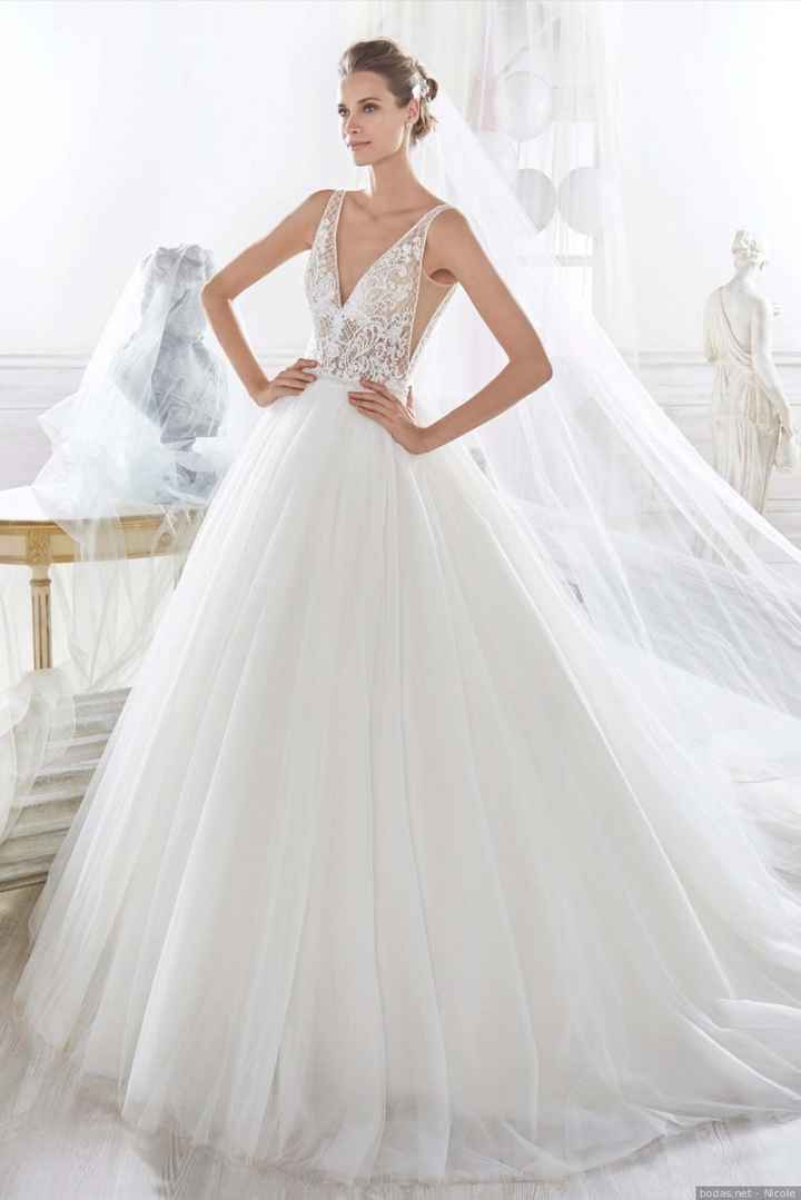 4. Vestido de corte princesa