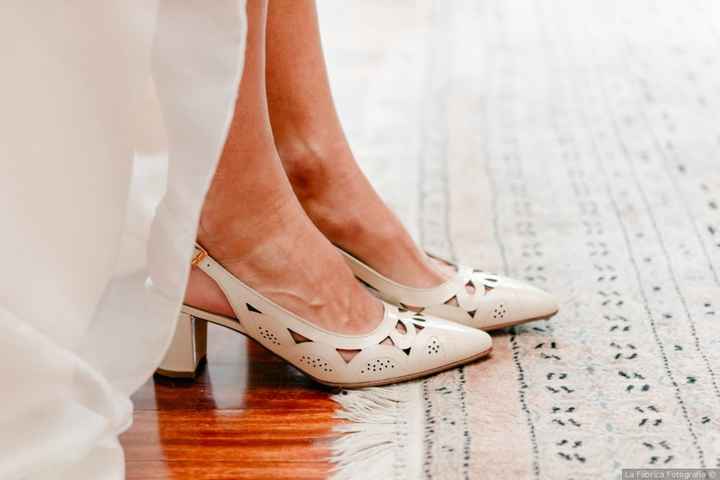 Zapatos de novia cerrados