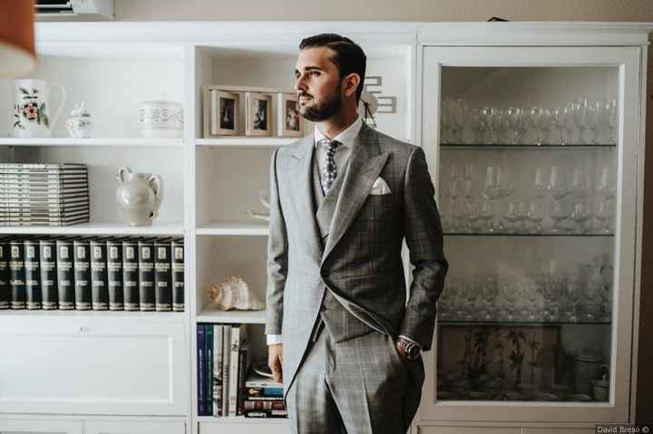 El traje del novio: ¿Liso o estampado? 👔 - 1