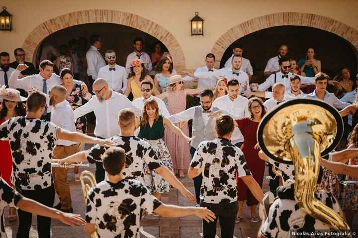 ¿Tendrás una boda íntima o con muchos invitados? 🤔 - 1