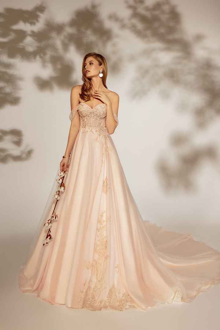 Vestido de color: ¿Cuál de los dos? - 1