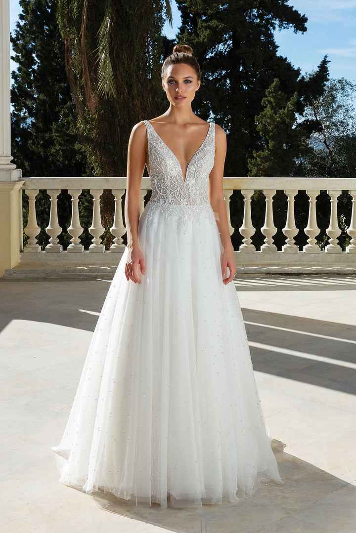 Vestido con pedrería: ¿Cuál de los dos? - 1