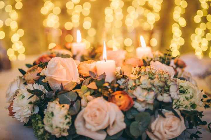Velas para decorar las mesas del banquete: ¿Sí o no? 😊 - 3