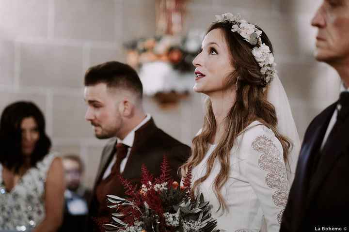La tiara: ¿blanca o de color? - 1