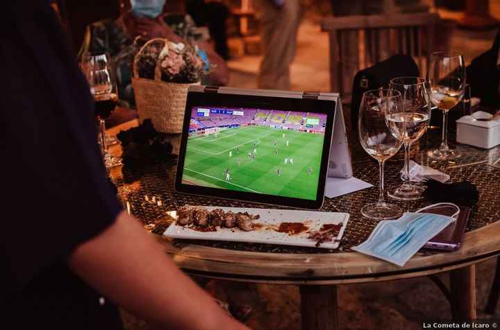 ¿Y si el día de tu boda hay un partido de fútbol importante? ️⚽️ - 1