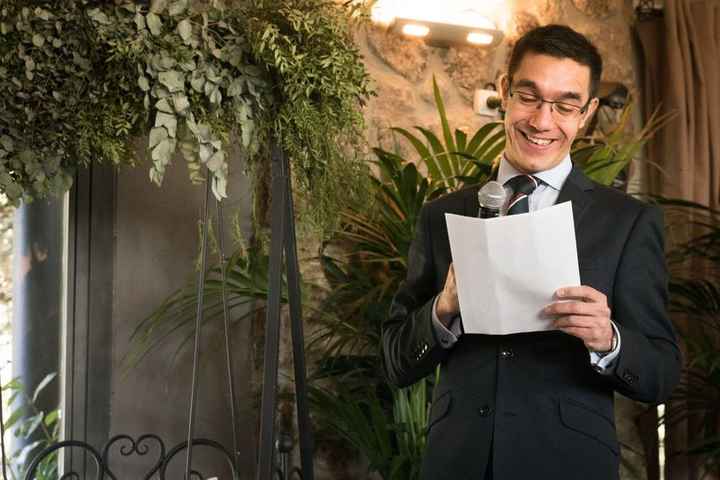 Nuestra boda la oficiará __________ - 1