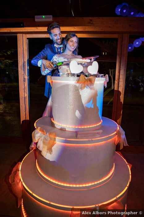 Tarta gigante y luminosa 😱 - 1