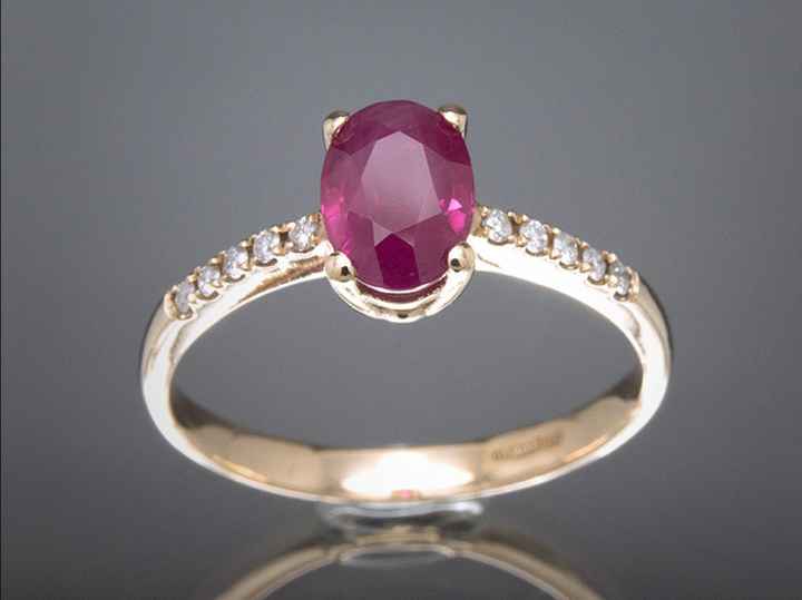 Anillos de compromiso de color rosa: ¿Te enamoran? - 1