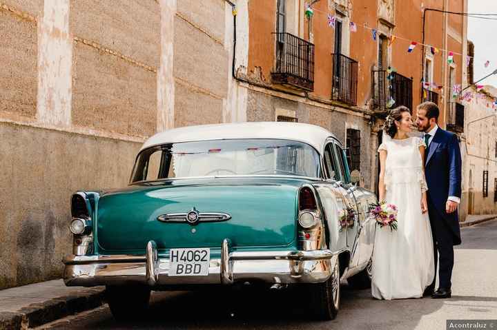 ¿Qué fue primero reservar el coche de boda o el bus para lxs invitadxs? - 1