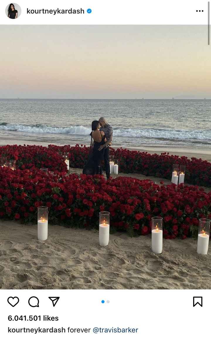 ¡Kourtney Kardashian y Travis Barker se han comprometido! 😍 - 1