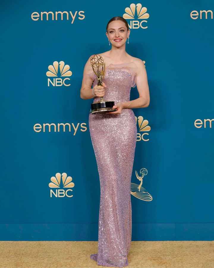 ¡Looks de los Premios Emmy 2022! 😍 ¿Con cuál te quedas? - 2