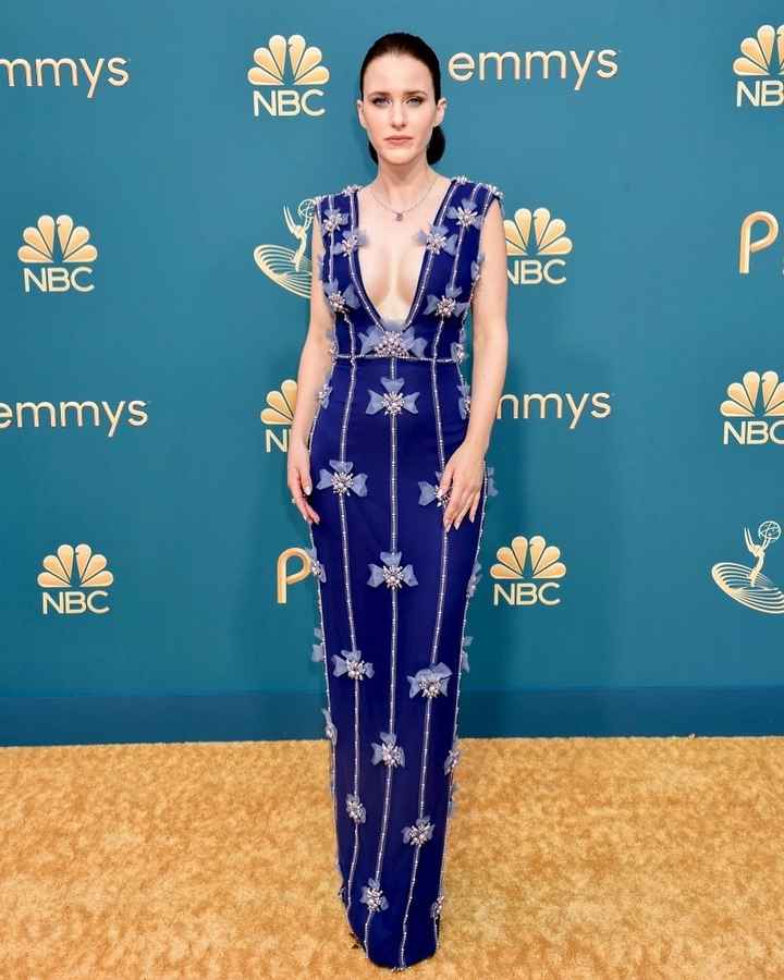 ¡Looks de los Premios Emmy 2022! 😍 ¿Con cuál te quedas? - 5