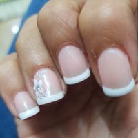 a 1 día sólo manicura hecha y mañana firma en el juzgado - 1