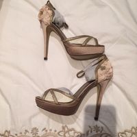 De vuelta ala búsqueda de zapatos...? - 1