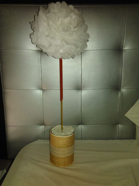 pompón base marrón