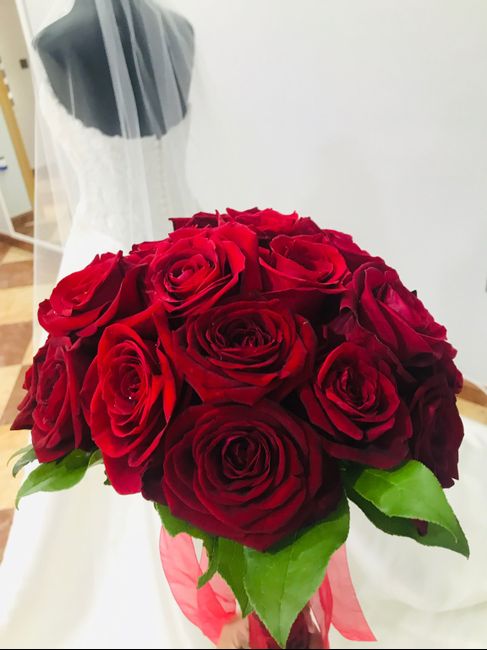 Alrededor de cuánto puede costar un ramo de novia? 6