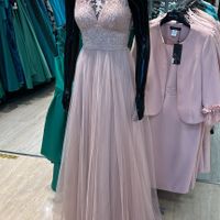 ¿Qué color no es apropiado para invitados? - 1