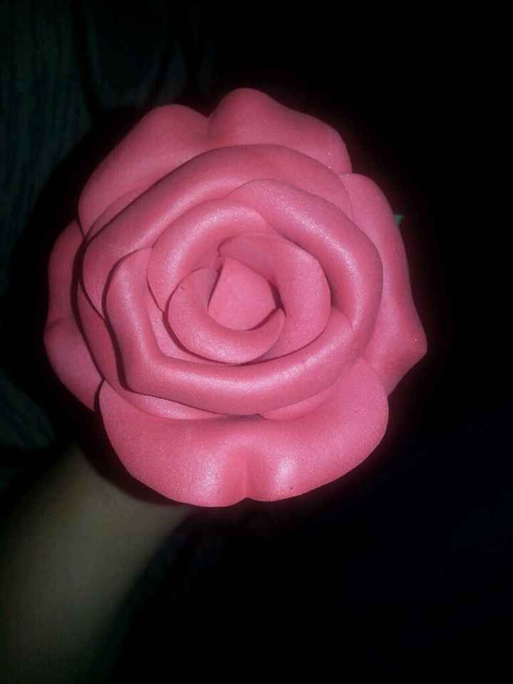 Mi primera rosa de goma eva - 2