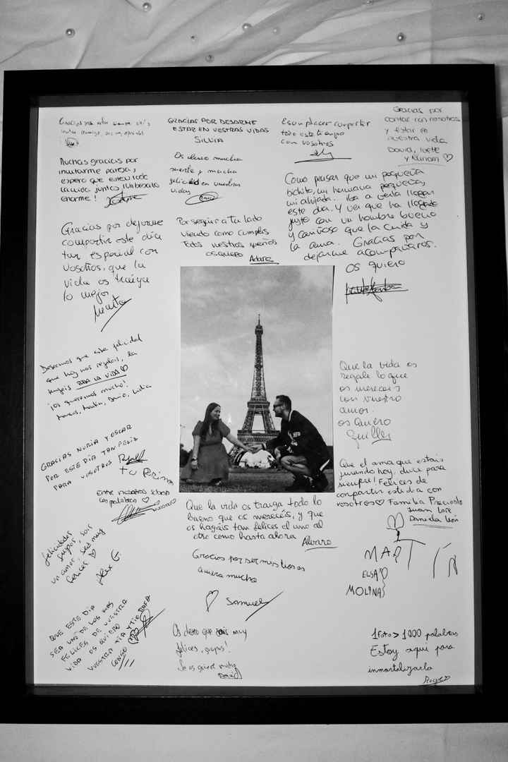 Libro de firmas diferente - 1