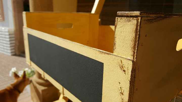 Nuestro mueble para la entrada a la iglesia. - 2