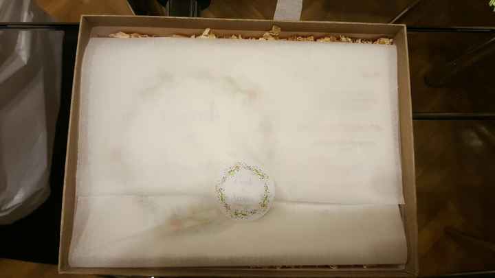Nuestras invitaciones en cajas, listas para entregar - 1