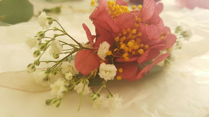 Las pulseras de flores para mis amigas - corsages - 2