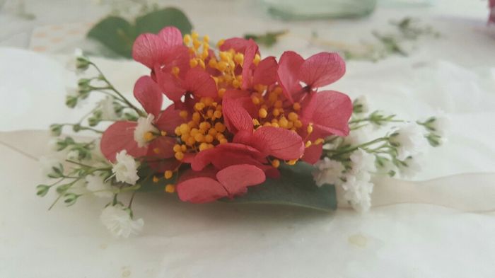 Las pulseras de flores para mis amigas - corsages - 3