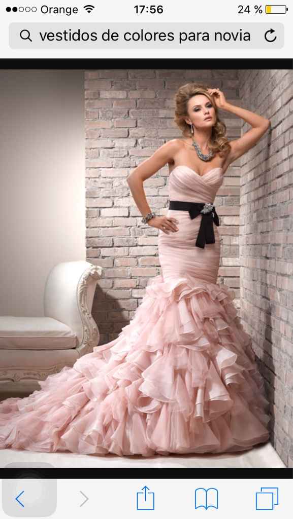 Yo no qiero un vestido blanco me gustaría en un color plata o dorado y quizás rosas pastel - 2