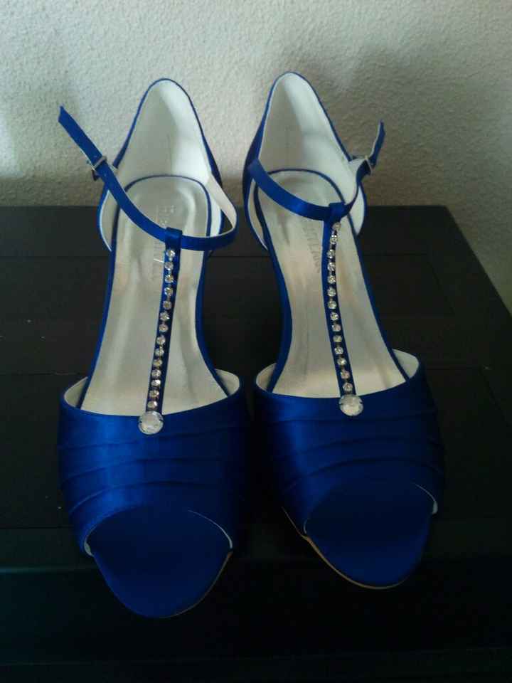 Dudas zapatos y ramo  - 1