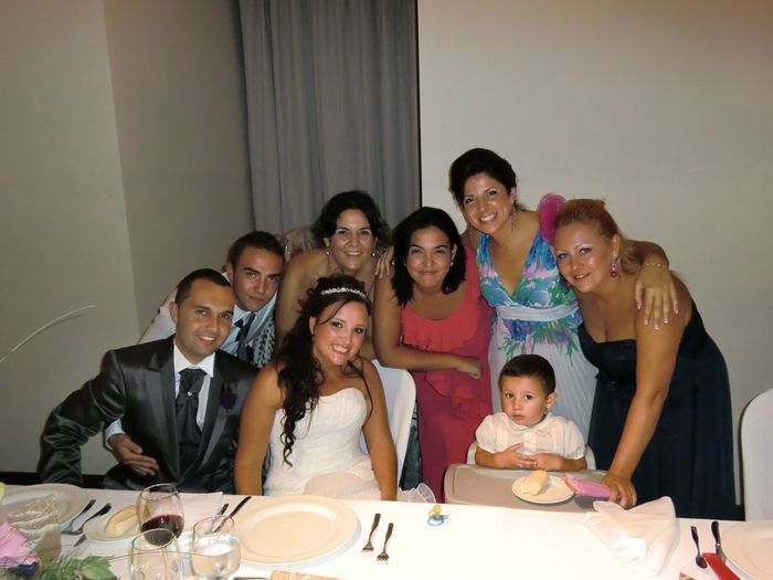 Novios con familia novia
