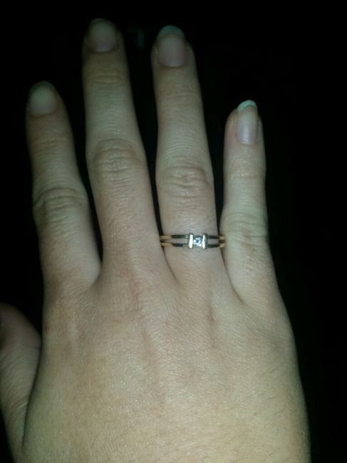 Pongamos todas nuestro anillo de compromiso - 1