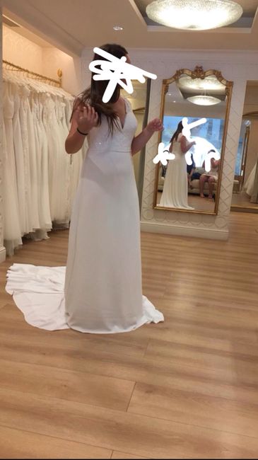 Agobiada con el tema del vestido 👗 - 1